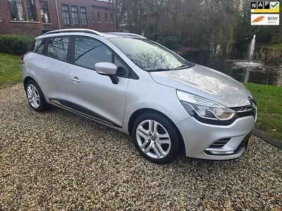 Grijs Gebruikt 2017 Renault Clio GrandTour Zen Stationwagen | € 7.999 (Eerlijke prijs)