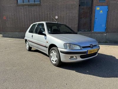 Peugeot 106