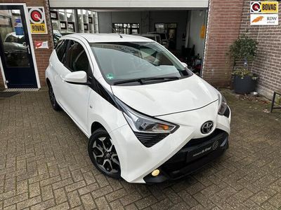 tweedehands Toyota Aygo 1.0 VVT-i X-PLAY AUTOMAAT|CARPLAY/CAMERA | TEAM/KM 78974