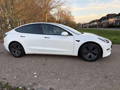 Gebruikt 2020 Tesla Model 3 Sedan | € 19.000 (Eerlijke prijs)