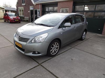 Occasion Toyota Verso Business Edition 147 PK (108 kW) 2011 Grijs MPV