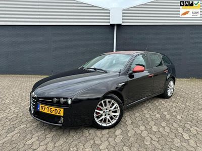 tweedehands Alfa Romeo 159 Sportwagon 1.9 JTS Distinctive, CLIMA, CRUISE CONTROL, APK