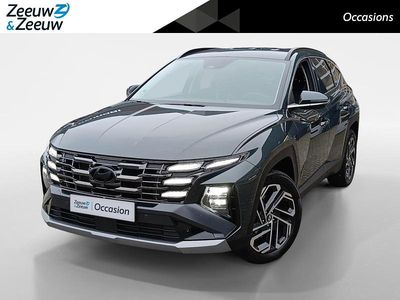 Cypress green metallic (t2p) Occasion 2025 Hyundai Tucson Premium SUV | € 39.950 (Eerlijke prijs)