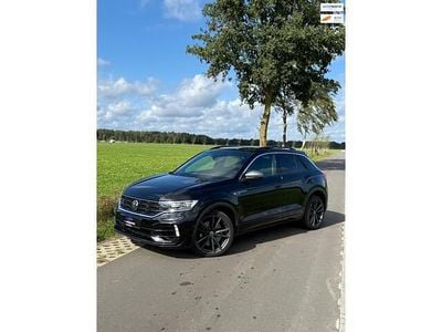 Zwart Gebruikt 2021 VW T-Roc Beats SUV | € 35.999 (Goede deal)
