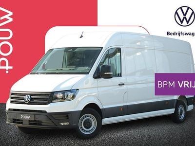 Wit Occasion 2024 VW Crafter Highline Van | € 36.950 (Goede deal)