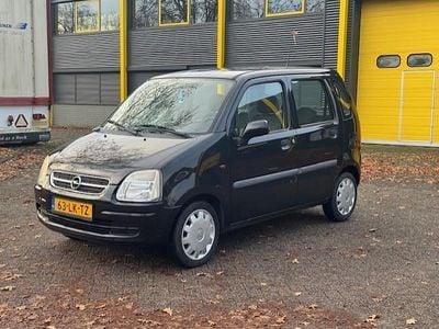 Zwart Gebruikt 2003 Opel Agila Hatchback | € 995 (Eerlijke prijs)