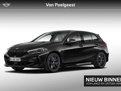 Zwart Occasion 2021 BMW 118 Comfort Edition Hatchback | € 27.900 (Iets duurder)