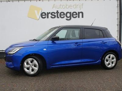 Blauw (metallic) Occasion 2025 Suzuki Swift Hatchback | € 20.950 (Eerlijke prijs)