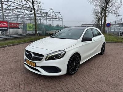 Wit Gebruikt 2017 Mercedes A180 Business Hatchback | € 15.950 (Eerlijke prijs)