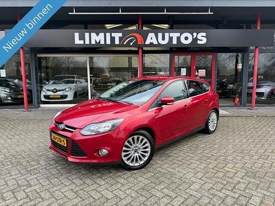 Rood Gebruikt 2011 Ford Focus ST Hatchback | € 4.999 (Eerlijke prijs)
