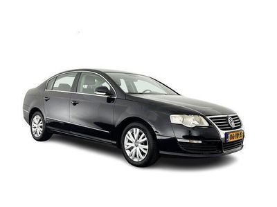 Zwart Gebruikt 2006 VW Passat Comfortline Sedan | € 2.745 (Duur)