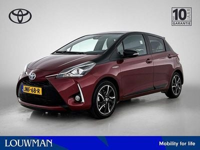 Rood Gebruikt 2019 Toyota Yaris Hybrid Hatchback | € 19.900 (Eerlijke prijs)