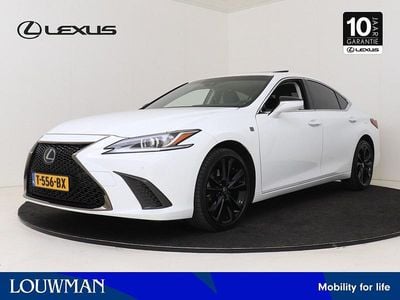 Wit Gebruikt 2023 Lexus ES300H Sport Design Packet Sedan | € 39.950 (Super prijs)