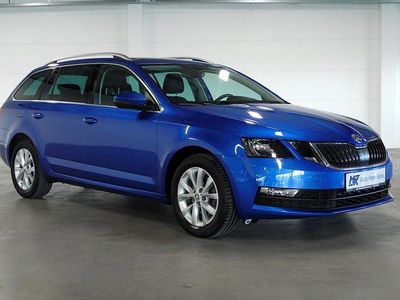 Blauw, metallic lak Gebruikt 2020 Skoda Octavia Business Line Stationwagen | € 17.950 (Goede deal)