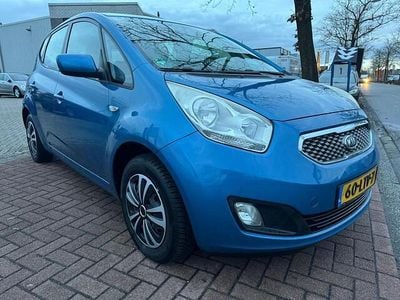 Blauw Occasion 2010 Kia Venga Hatchback | € 2.995 (Eerlijke prijs)