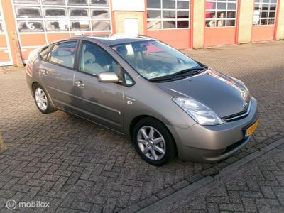 tweedehands Toyota Prius 1.5 VVT-i Business Edition 153000km .