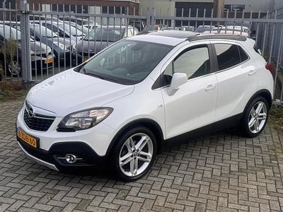 Wit Occasion 2014 Opel Mokka Cosmo SUV | € 10.790 (Eerlijke prijs)
