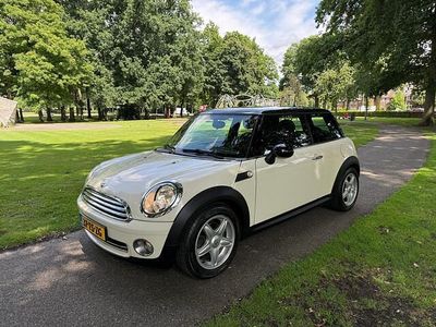 Wit Gebruikt 2007 Mini Cooper Chili Hatchback | € 4.499 (Eerlijke prijs)