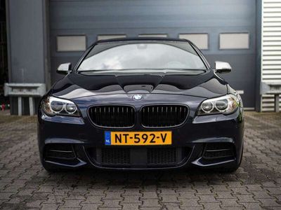 BMW M550