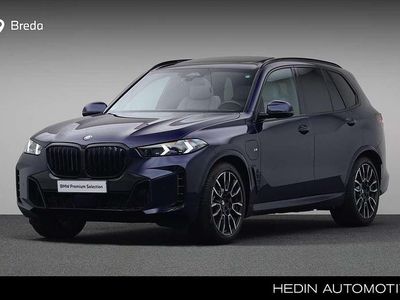 Blauw Occasion 2025 BMW X5 M Sport SUV | € 95.880 (Duur)
