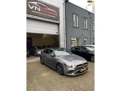 Grijs Gebruikt 2018 Mercedes A200 Business Hatchback | € 19.950 (Duur)