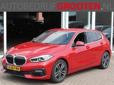 Rood Gebruikt 2019 BMW 118 Executive Hatchback | € 16.888 (Eerlijke prijs)