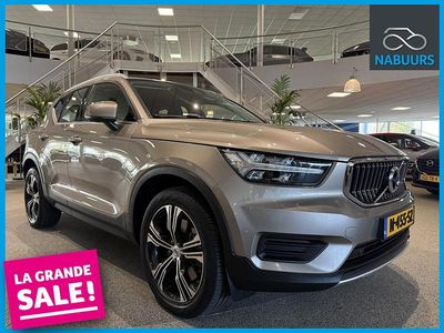 Grijs Gebruikt 2022 Volvo XC40 Inscription SUV | € 26.450 (Goede deal)
