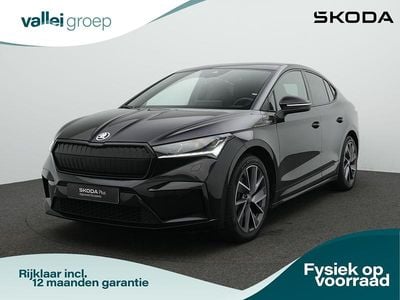 Zwart Occasion 2023 Skoda Enyaq iV SportLine SUV | € 34.200 (Eerlijke prijs)
