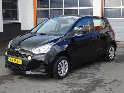 tweedehands Hyundai i10 1.0i Comfort Airco, cruise controle, elektrische ramen, centrale vergrendeling, enz.