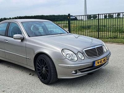 Mercedes E240