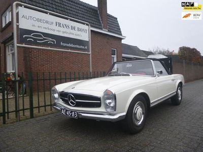 tweedehands Mercedes 230 SL 1967 matching numbers body off restauratie nieuwstaat ¤ 130,000