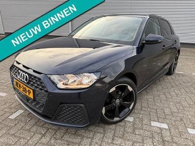 Blauw (metallic) Gebruikt 2021 Audi A1 Sportback Proline Hatchback | € 21.888 (Eerlijke prijs)