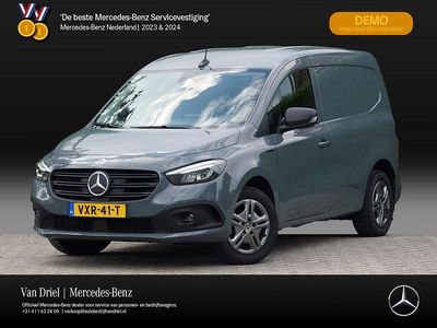Grijs Occasion 2023 Mercedes eCitan Van | € 27.850