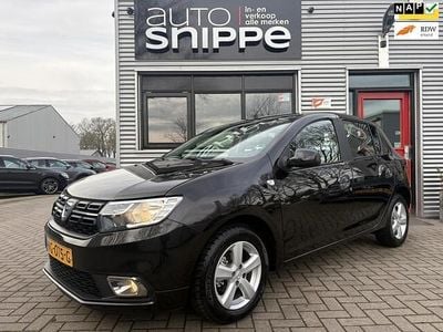 Zwart Occasion 2017 Dacia Sandero Lauréate Hatchback | € 6.450 (Eerlijke prijs)