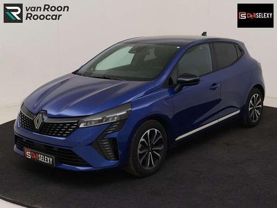 Occasion Renault Clio V Techno 91 PK (66 kW) 2024 Blauw, metallic lak Hatchback