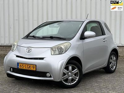Occasion Toyota iQ 68 PK (50 kW) 2010 Grijs Hatchback