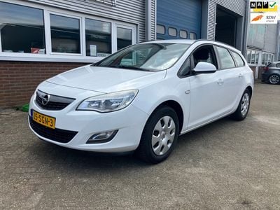 Occasion Opel Astra Design Edition 165 PK (121 kW) 2011 Stationwagon Stationwagen