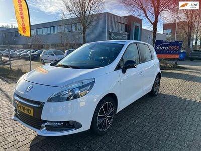 Wit Occasion 2013 Renault Scénic III Bose Edition MPV | € 4.950 (Goede deal)