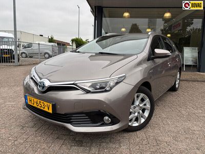 Toyota Auris Hybrid