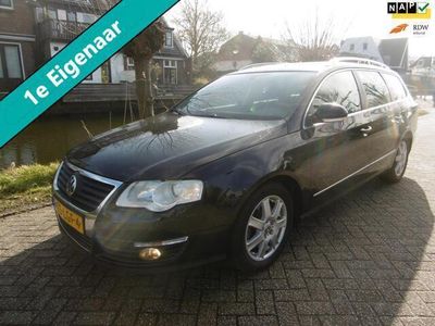 Zwart Occasion 2010 VW Passat Stationwagen | € 4.395 (Duur)