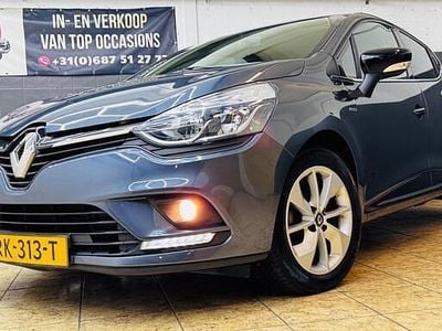 Occasion Renault Clio IV LIMITED 90 PK (66 kW) 2017 Grijs Hatchback