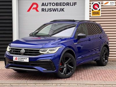 Blauw Gebruikt 2023 VW Tiguan R-line SUV | € 40.950 (Iets duurder)