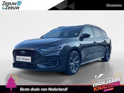 Grijs Gebruikt 2022 Ford Focus ST-Line Stationwagen | € 19.445 (Goede deal)
