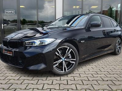 BMW 330e
