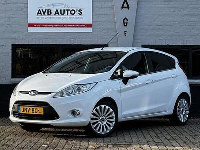 Wit Occasion 2010 Ford Fiesta Titanium Hatchback | € 6.950 (Iets duurder)