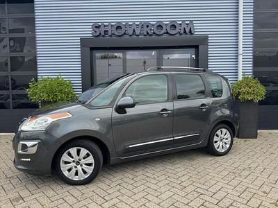 Grijs Gebruikt 2015 Citroën C3 Picasso Exclusive MPV | € 6.945 (Eerlijke prijs)