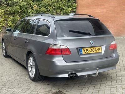 BMW 523