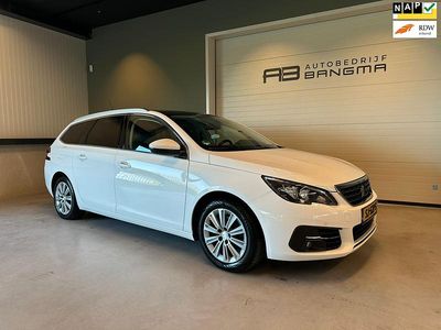 Wit Occasion 2018 Peugeot 308 Premium Stationwagen | € 10.750 (Duur)