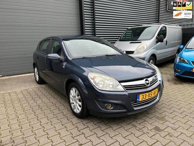 tweedehands Opel Astra 1.6 Temptation AUTOMAAT AIRCO