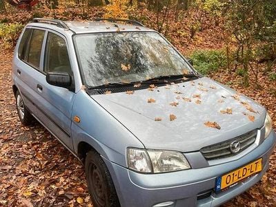 Gebruikt 2002 Mazda Demio Exclusive Hatchback | € 750 (Eerlijke prijs)